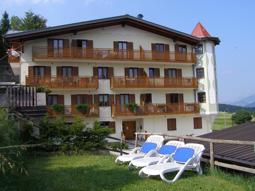Appartamenti La Val Andalo Exterior photo